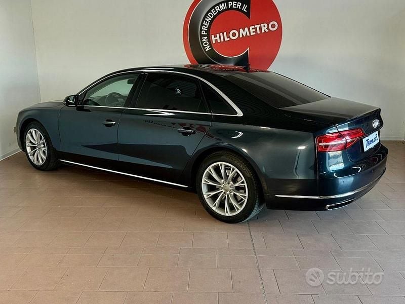 Usata Audi A8L 258 CV (189 kW) 2014 Blu Berlina