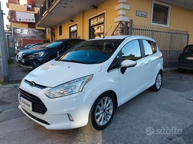 Usata Ford B-MAX Titanium 95 CV (69 kW) 2017 Bianco Monovolume