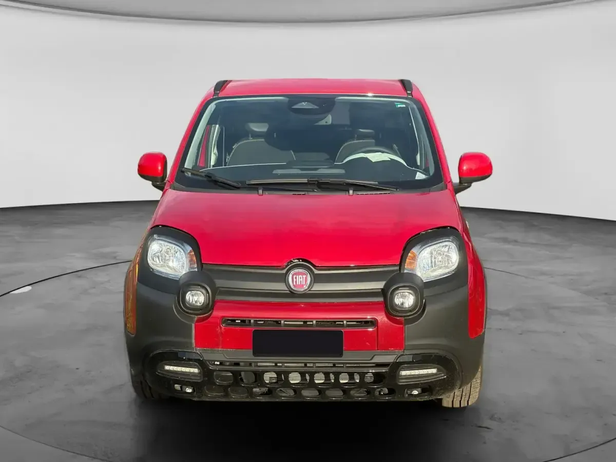 Usata Fiat Panda Cross Cross 70 CV (51 kW) 2025 Rosso Utilitaria
