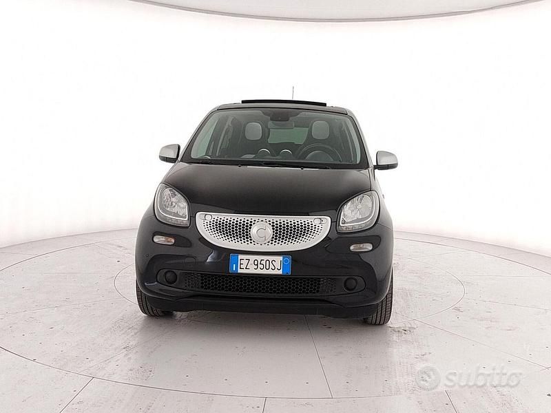Usata Smart ForFour Passion 71 CV (52 kW) 2015 Nero Utilitaria