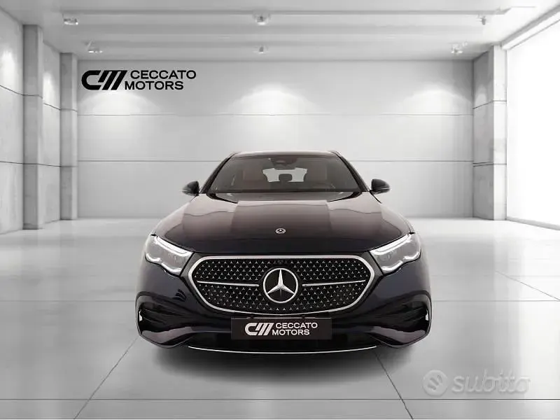 Usata Mercedes E220 Advanced Plus 197 CV (144 kW) 2025 Nero Station wagon