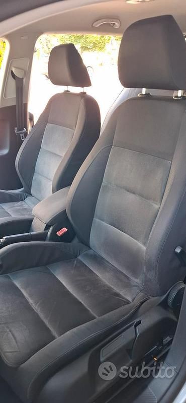 Usata VW Golf VI 122 CV (89 kW) 2011 Grigio Utilitaria