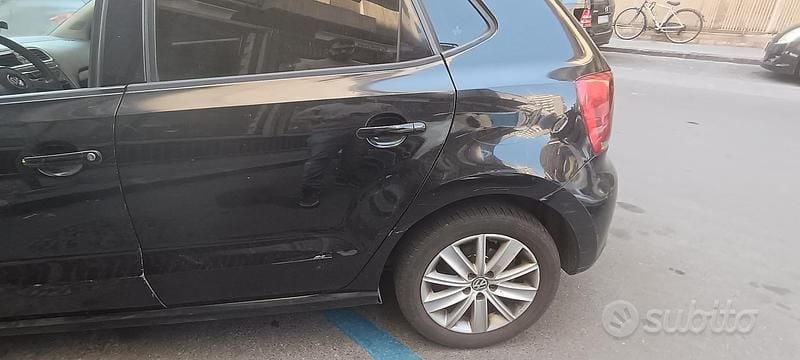 Usata VW Polo 90 CV (66 kW) 2010 Nero Utilitaria