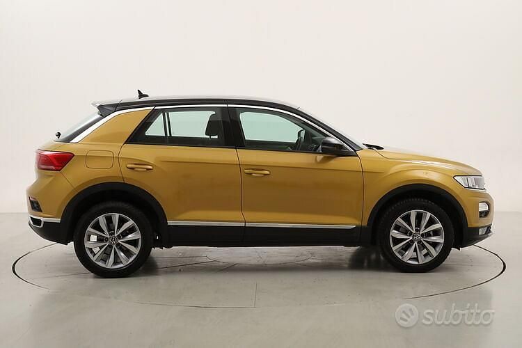 Usata VW T-Roc Style 150 CV (110 kW) 2021 Giallo SUV