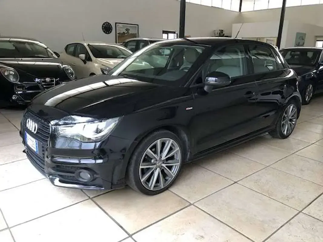 Usata Audi A1 Sportback Ambition 86 CV (63 kW) 2013 Nero Utilitaria