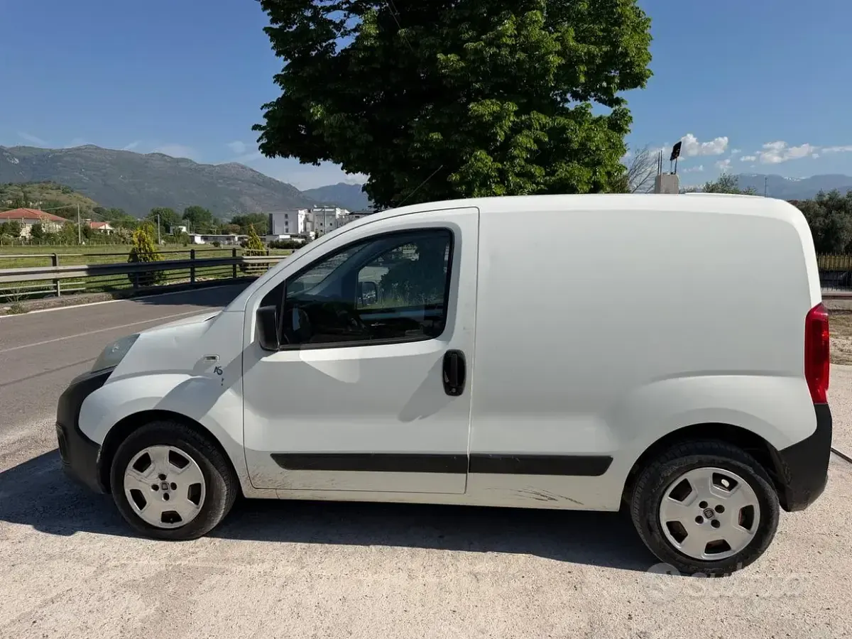 Usata Fiat Doblò 95 CV (69 kW) 2018 Bianco Monovolume