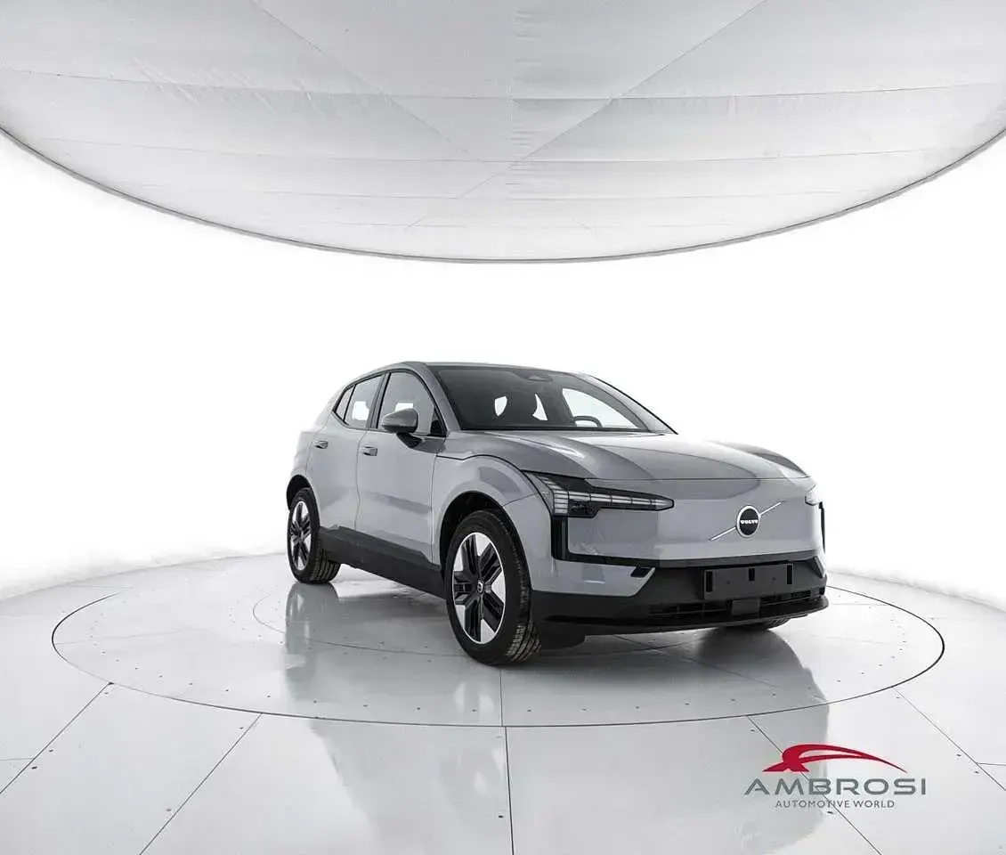 Nuova Volvo EX30 Core 200 kW (272 CV) 2026 Vapour grey SUV