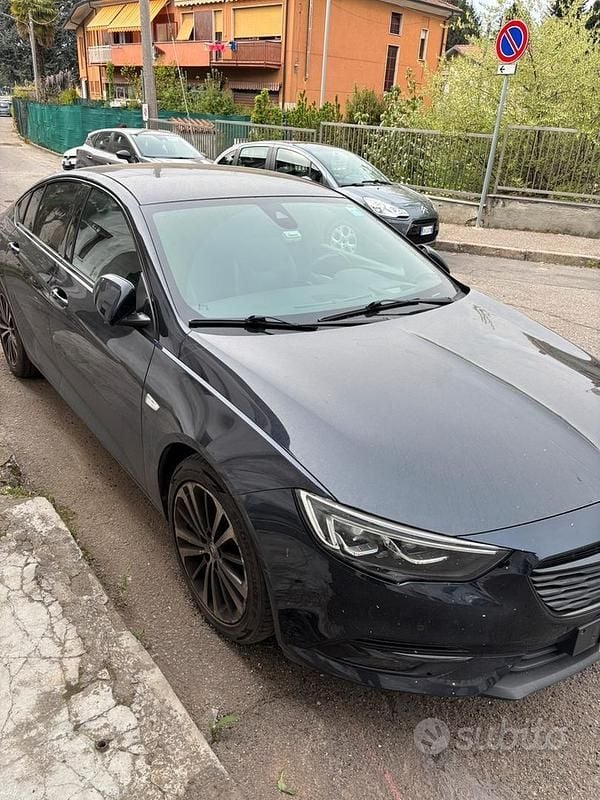 Occasion Opel Insignia Innovation 136 ch (100 kW) 2020 Bleue Berline