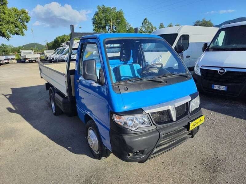 Blu Usata 2011 Piaggio Porter Furgone | 10.900 € (Buon prezzo) - Immagine 1/4