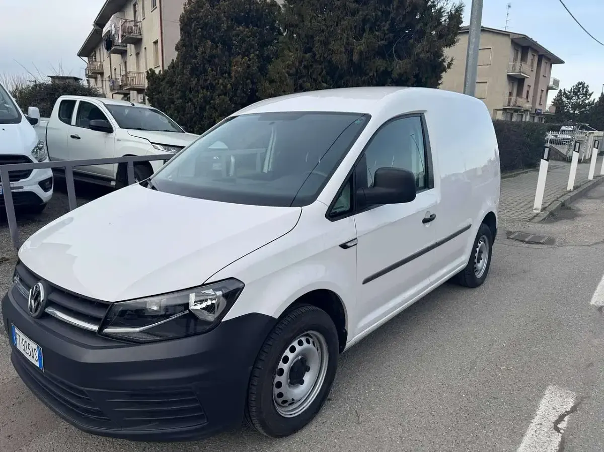 Usata VW Caddy 122 CV (89 kW) 2018 Bianco Monovolume