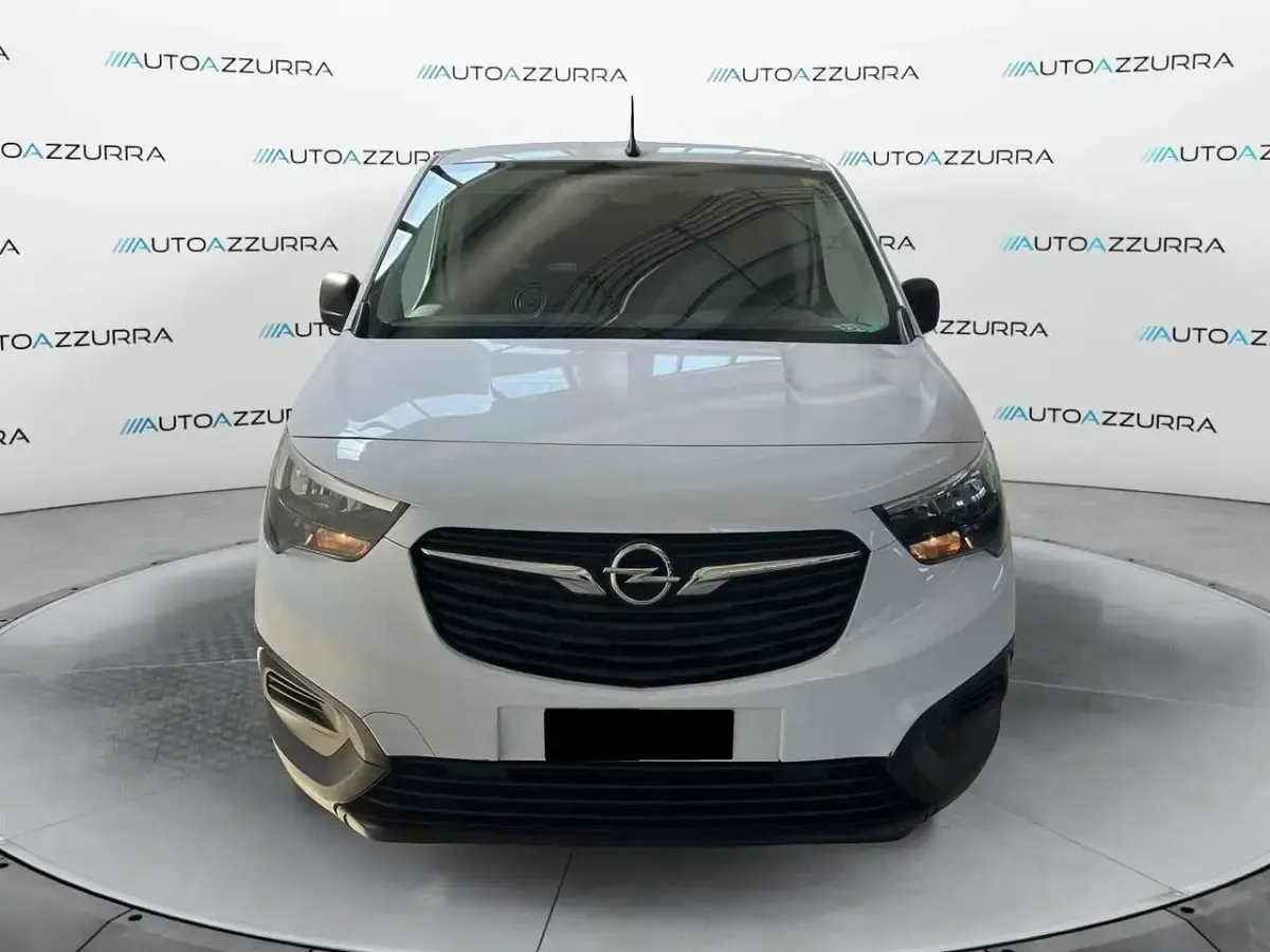 Usata Opel Combo Edition 102 CV (75 kW) 2023 Bianco Monovolume