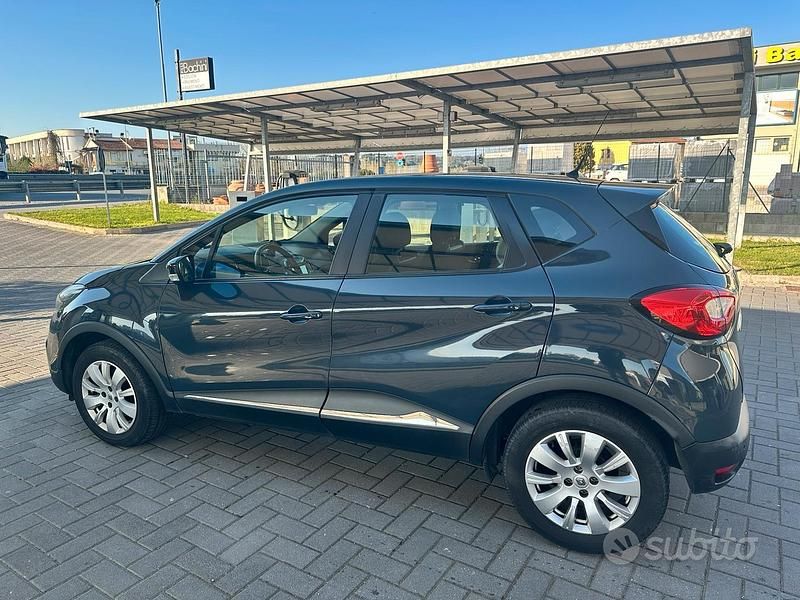 Usata Renault Captur Intens 90 CV (66 kW) 2015 SUV