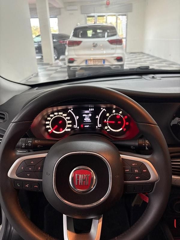 Usata Fiat Tipo Lounge 95 CV (69 kW) 2017 Grigio Berlina