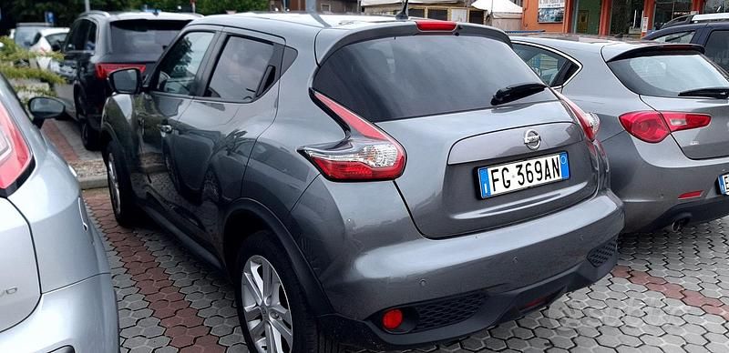 Usata Nissan Juke Acenta 116 CV (85 kW) 2017 Grigio SUV