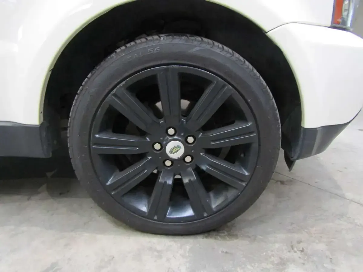 Usata Land Rover Range Rover Sport HSE 190 CV (139 kW) 2009 Bianco metallizzato SUV
