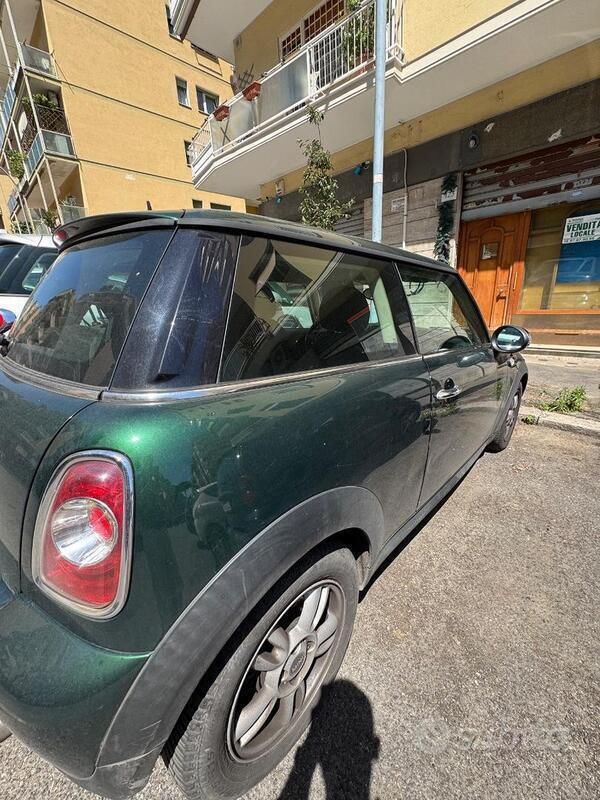 Usata Mini Cooper 98 CV (72 kW) 2012 Verde Utilitaria