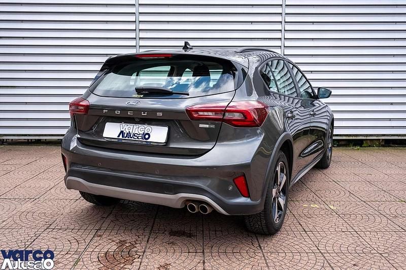 Usata Ford Focus Active 125 CV (91 kW) 2022 Grigio magnetic Monovolume