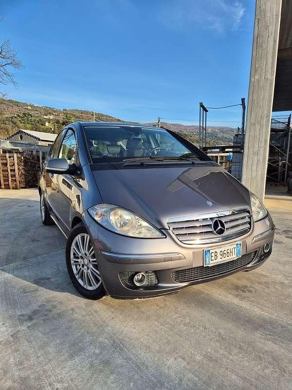 Usata Mercedes A180 Elegance 109 CV (80 kW) 2010 Monovolume