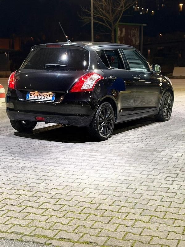 Usata Suzuki Swift 75 CV (55 kW) 2011 Nero Berlina