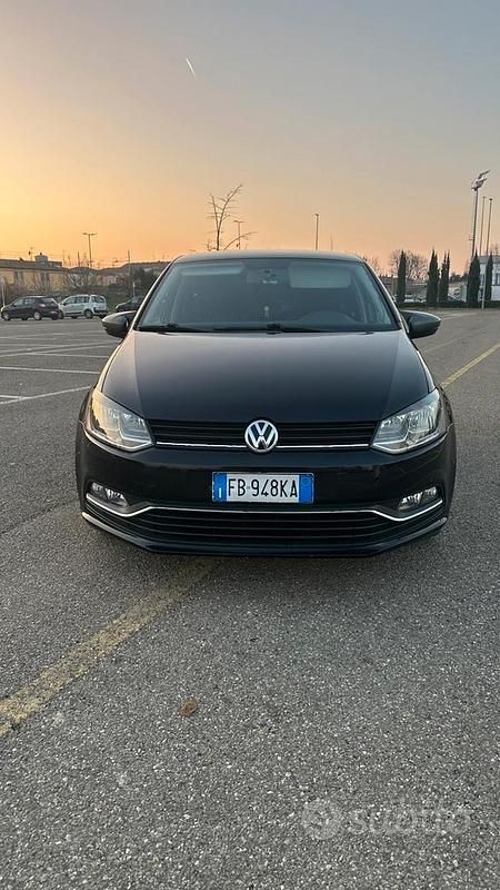 Usata VW Polo Comfortline 75 CV (55 kW) 2015 Nero Berlina