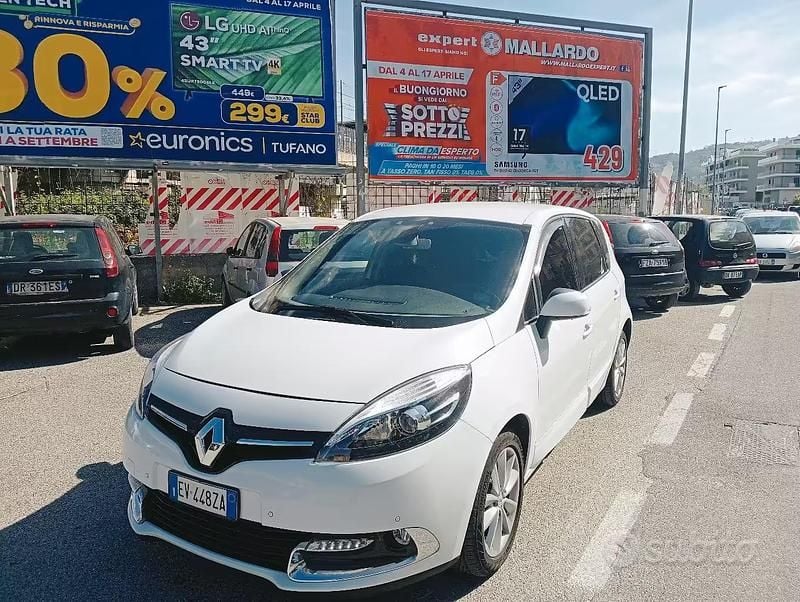 Usata Renault Scénic III XMOD 110 CV (80 kW) 2014 Bianco Monovolume