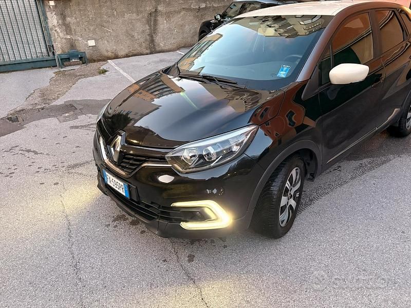 Usata Renault Captur 90 CV (66 kW) 2019 Nero SUV