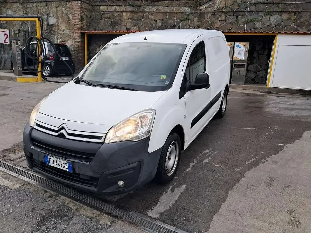 Usata Citroën Berlingo XTR 120 CV (88 kW) 2016 Monovolume