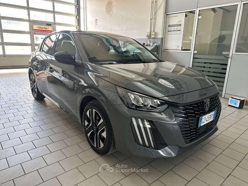 Usata Peugeot 208 Allure 110 CV (80 kW) 2025 Grigio scuro Utilitaria