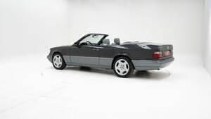 Usata Mercedes E220 150 CV (110 kW) 1994 Altri Cabrio