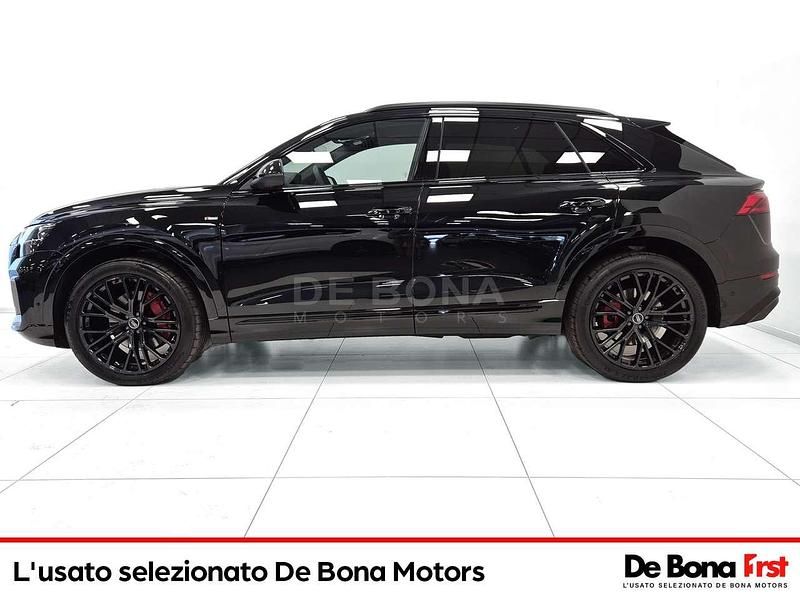 Usata Audi Q8 S-Line 286 CV (210 kW) 2025 Nero SUV