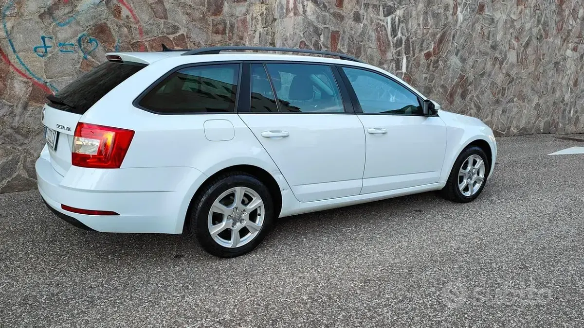 Usata Skoda Octavia 116 CV (85 kW) 2017 Bianco Station wagon