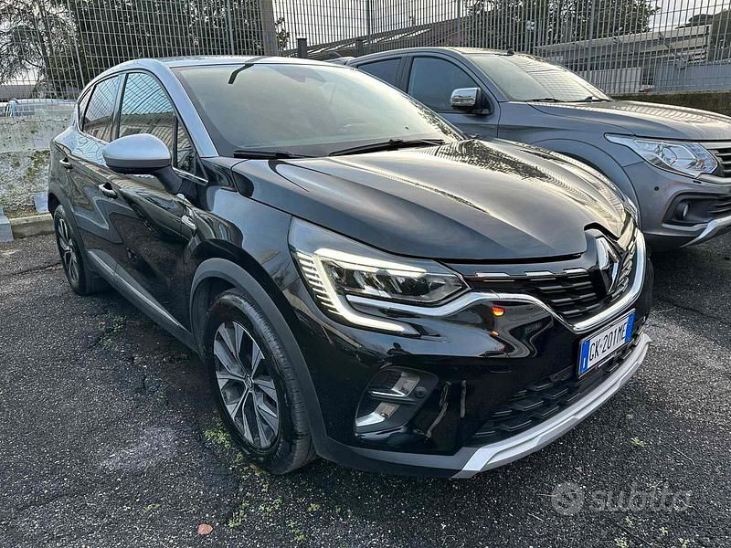Usata Renault Captur Techno 100 CV (73 kW) 2023 Nero SUV
