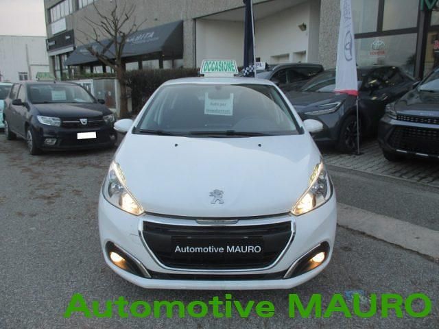 Usata Peugeot 208 Active 2016 Bianco Utilitaria