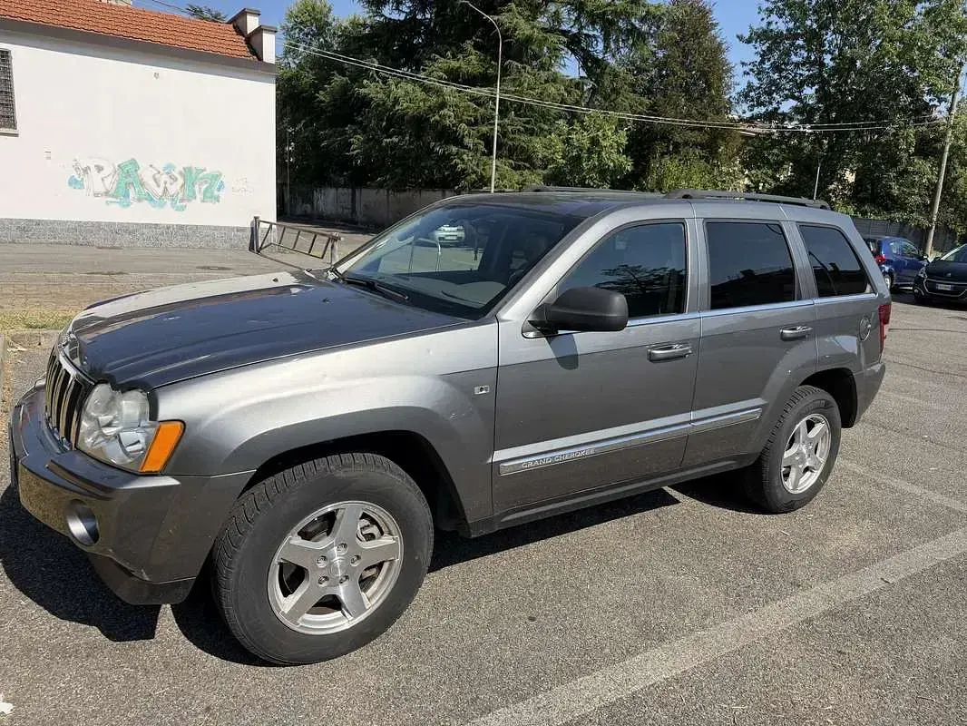 Usata Jeep Grand Cherokee Limited 218 CV (160 kW) 2008 Grigio SUV