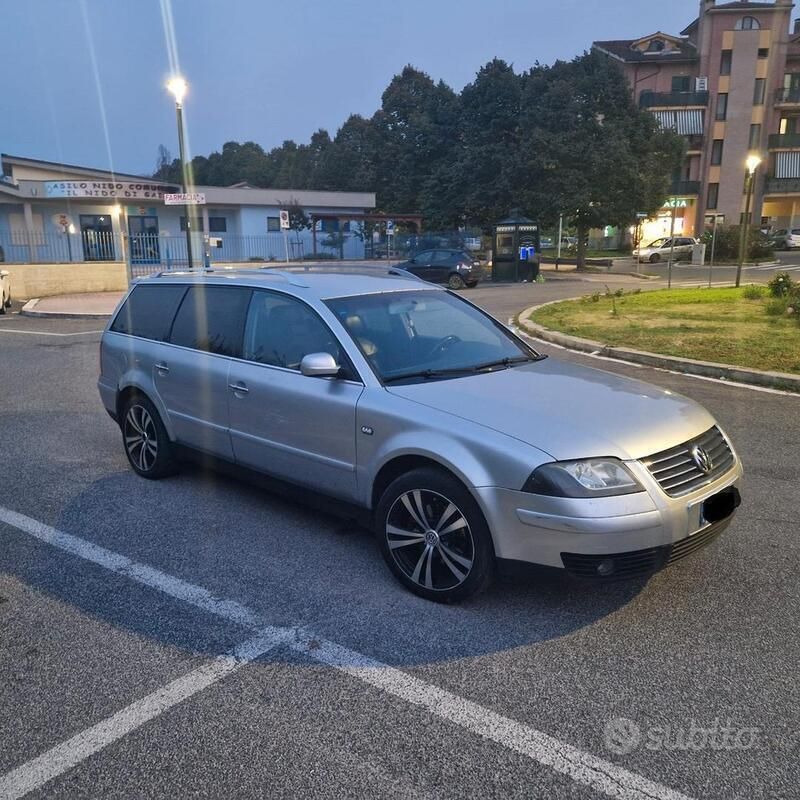 Usata 2002 VW Passat Station wagon | 1600 € (Buon prezzo) - Immagine 1/4