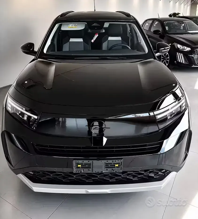 Nuova Opel Frontera 101 CV (74 kW) 2025 Nero SUV