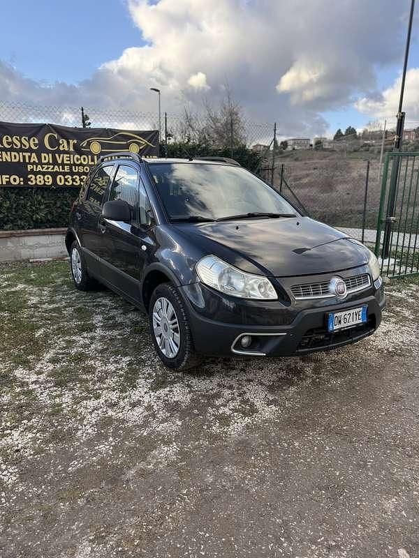 Usata Fiat Sedici 107 CV (78 kW) 2008 SUV