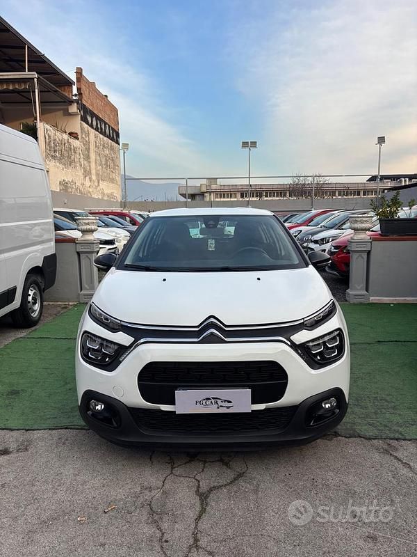 Usata Citroën C3 Shine 101 CV (74 kW) 2022 Bianco Berlina