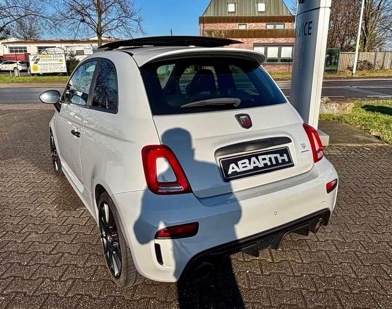 Usata Abarth 595 Esseesse 179 CV (131 kW) 2020 Grigio campovolo Utilitaria
