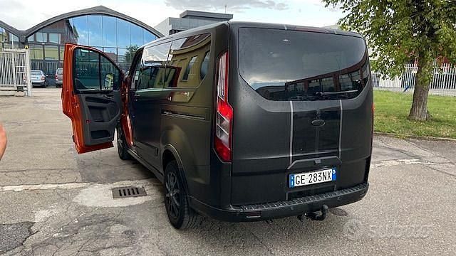Usata Ford Tourneo 2021 Nero Monovolume