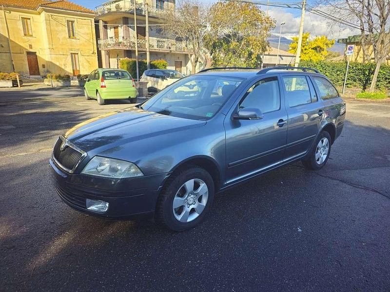 Usata Skoda Octavia 105 CV (77 kW) 2005 Grigio Station wagon