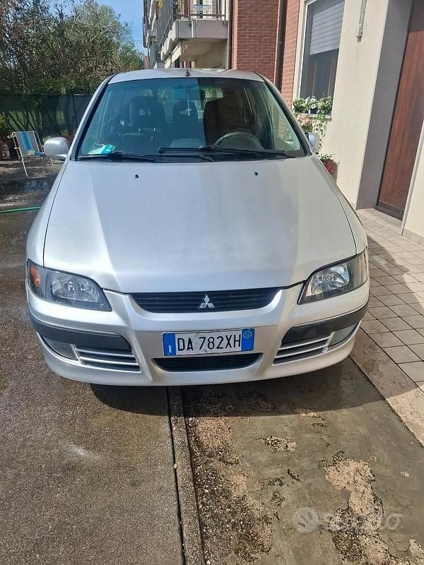 Grigio Usata 2005 Mitsubishi ASX SUV | 2000 € - Immagine 1/4