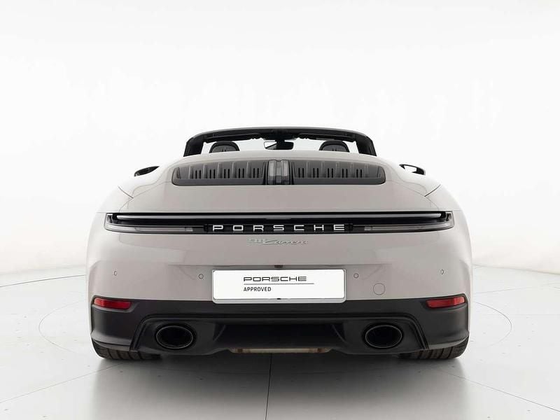 Usata Porsche 911 Carrera Cabriolet 394 CV (289 kW) 2025 Grigio Cabrio