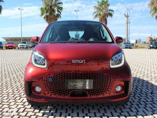 Usata Smart ForTwo Electric Drive Passion 40 kW (55 CV) 2021 Rosso Utilitaria