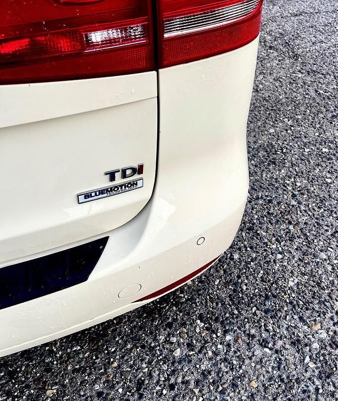 Usata VW Touran Highline 140 CV (102 kW) 2014 Giallo Monovolume