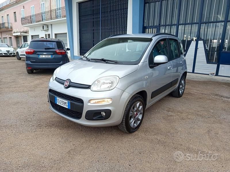 Usata Fiat Panda Lounge 86 CV (63 kW) 2016 Grigio Utilitaria