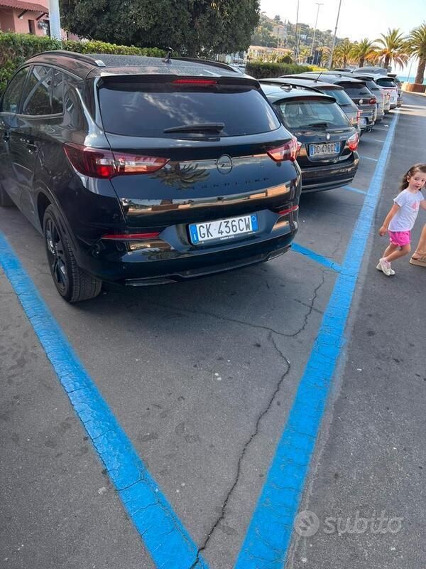 Usata Opel Grandland X GS Line 131 CV (96 kW) 2022 Nero SUV