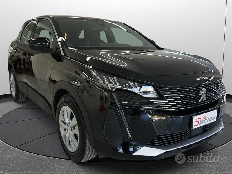 Usata Peugeot 3008 Active 131 CV (96 kW) 2023 Nero SUV