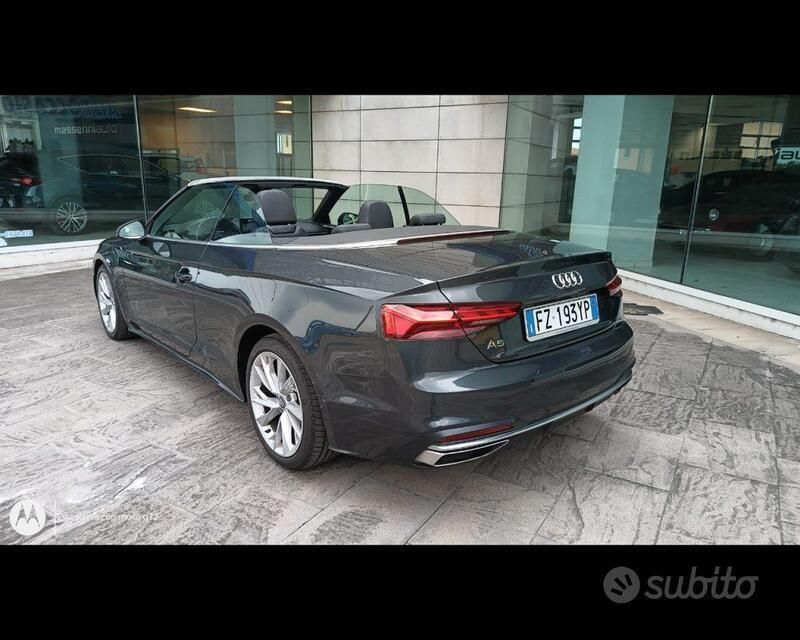 Usata Audi A5 Cabriolet Advanced 190 CV (139 kW) 2020 Grigio scuro pastello Cabrio