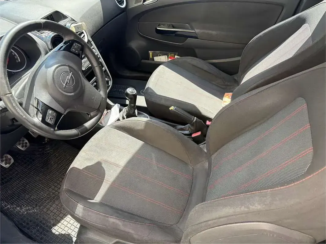 Usata Opel Corsa Sport 95 CV (69 kW) 2011 Bianco Utilitaria
